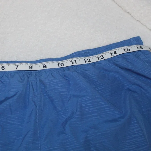 PreLoved Women's Blue Nike Dri-Fit Athletic Shorts - Picture 3 of 10